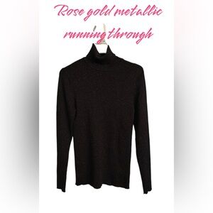 EXPRESS TURTLE NECK. BLACK WITH ROSE GOLD METALLIC THREAD